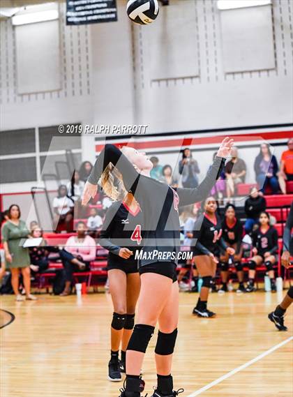 Thumbnail 3 in Fort Bend Travis vs. Fort Bend Austin photogallery.