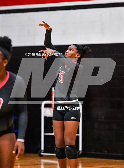 Thumbnail 1 in Fort Bend Travis vs. Fort Bend Austin photogallery.