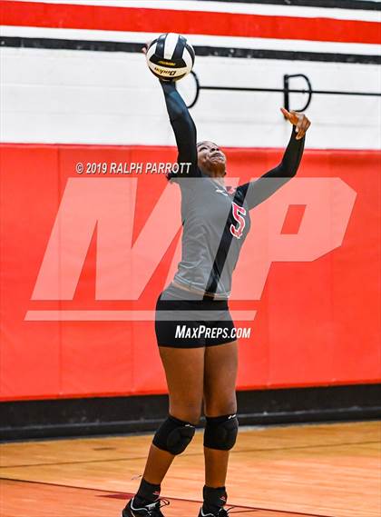 Thumbnail 3 in Fort Bend Travis vs. Fort Bend Austin photogallery.
