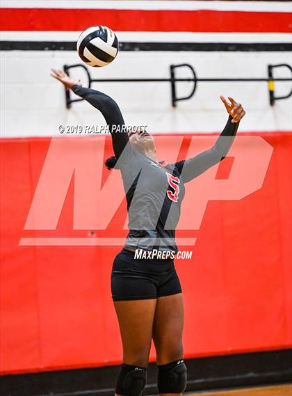 Thumbnail 2 in Fort Bend Travis vs. Fort Bend Austin photogallery.