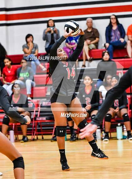 Thumbnail 3 in Fort Bend Travis vs. Fort Bend Austin photogallery.