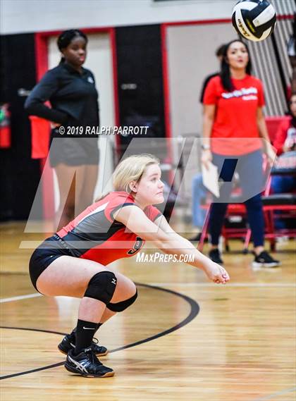 Thumbnail 1 in Fort Bend Travis vs. Fort Bend Austin photogallery.
