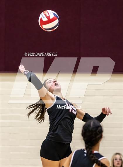 Thumbnail 3 in Crimson Cliffs vs. Park City (5A/6A Volleyball Challenge) photogallery.