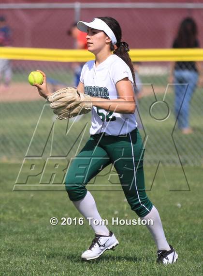 Thumbnail 3 in West Covina vs Bonita photogallery.