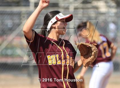 Thumbnail 1 in West Covina vs Bonita photogallery.