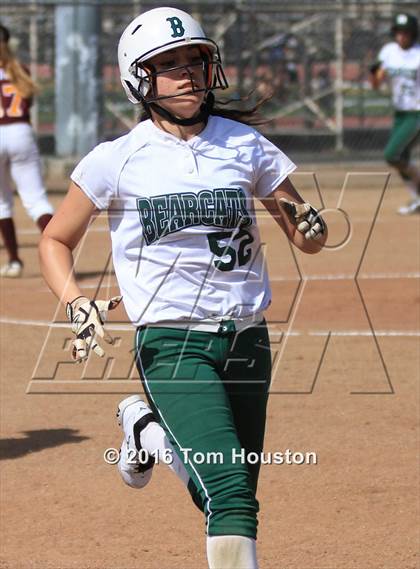 Thumbnail 3 in West Covina vs Bonita photogallery.