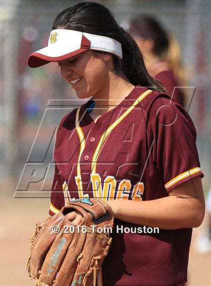 Thumbnail 2 in West Covina vs Bonita photogallery.