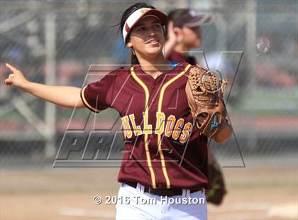 Thumbnail 2 in West Covina vs Bonita photogallery.