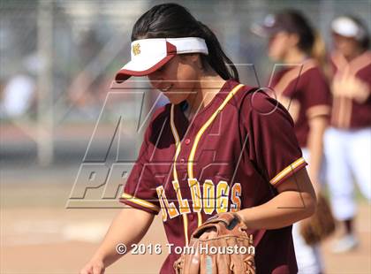 Thumbnail 2 in West Covina vs Bonita photogallery.