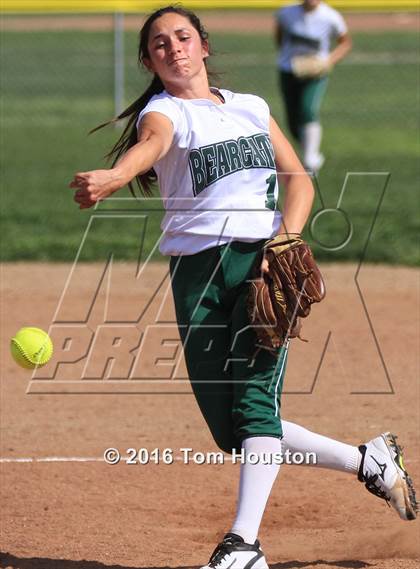 Thumbnail 1 in West Covina vs Bonita photogallery.