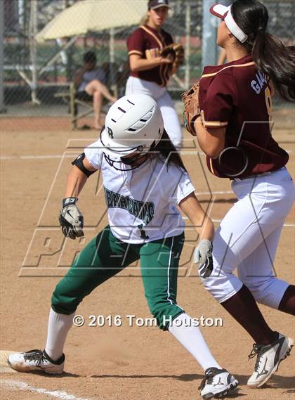 Thumbnail 3 in West Covina vs Bonita photogallery.