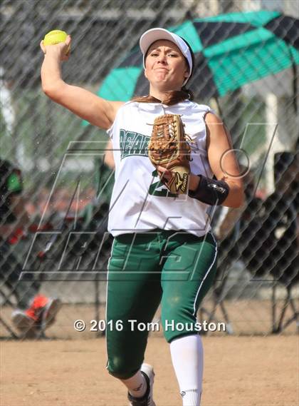 Thumbnail 2 in West Covina vs Bonita photogallery.