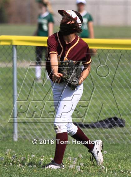 Thumbnail 2 in West Covina vs Bonita photogallery.