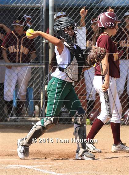 Thumbnail 2 in West Covina vs Bonita photogallery.
