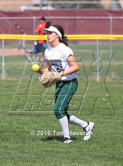 Thumbnail 1 in West Covina vs Bonita photogallery.