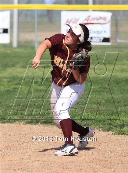 Thumbnail 1 in West Covina vs Bonita photogallery.