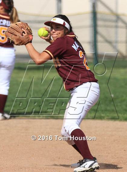 Thumbnail 1 in West Covina vs Bonita photogallery.