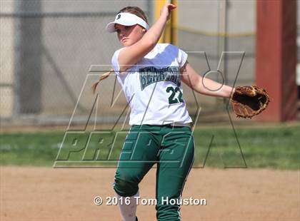 Thumbnail 3 in West Covina vs Bonita photogallery.