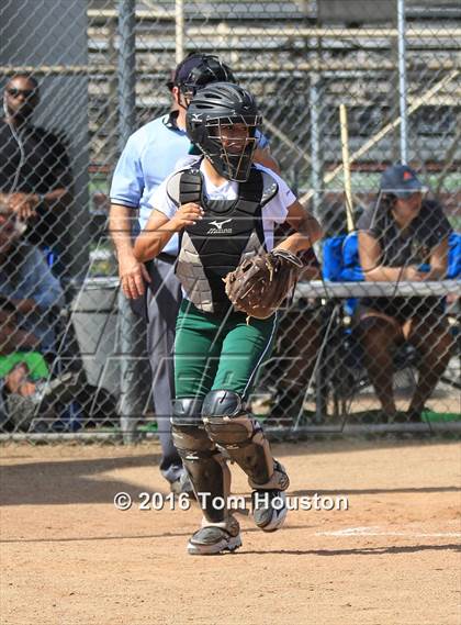 Thumbnail 2 in West Covina vs Bonita photogallery.