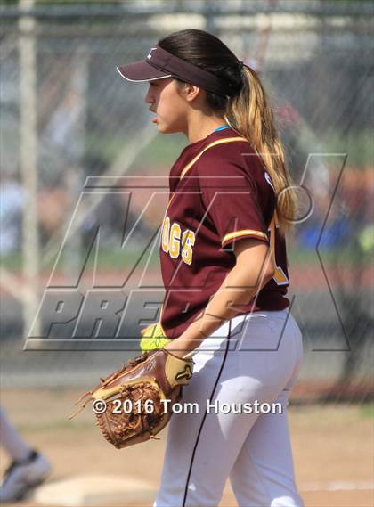 Thumbnail 3 in West Covina vs Bonita photogallery.