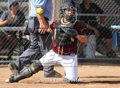 Thumbnail 2 in West Covina vs Bonita photogallery.