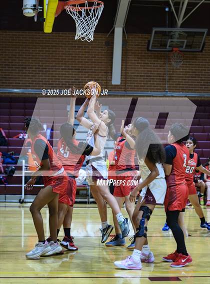 Thumbnail 2 in Tucson High Magnet School @ Salpointe Catholic photogallery.