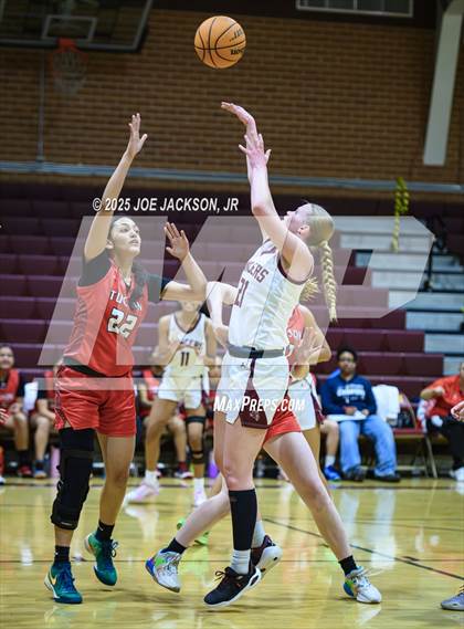 Thumbnail 2 in Tucson High Magnet School @ Salpointe Catholic photogallery.