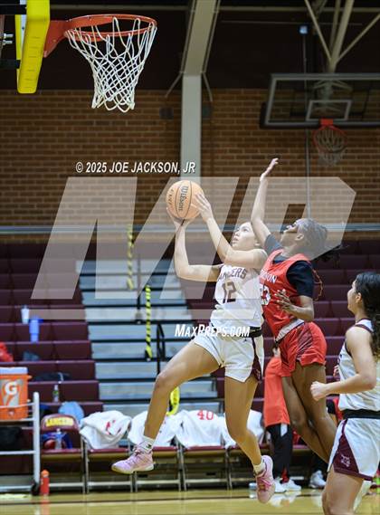 Thumbnail 2 in Tucson High Magnet School @ Salpointe Catholic photogallery.