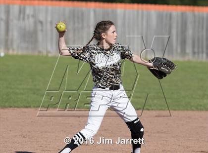 Thumbnail 1 in DeSoto Central @ Trumann photogallery.