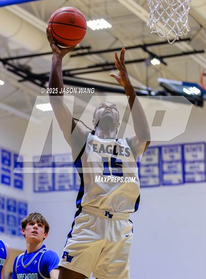 Thumbnail 2 in Shorewood vs. Federal Way (WIAA 3A Opening Round) photogallery.
