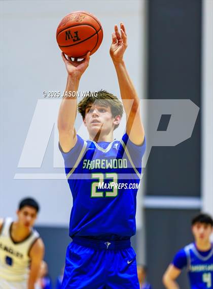 Thumbnail 2 in Shorewood vs. Federal Way (WIAA 3A Opening Round) photogallery.