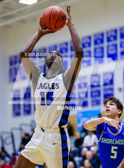 Thumbnail 1 in Shorewood vs. Federal Way (WIAA 3A Opening Round) photogallery.