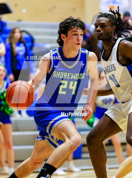 Thumbnail 2 in Shorewood vs. Federal Way (WIAA 3A Opening Round) photogallery.