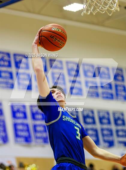Thumbnail 2 in Shorewood vs. Federal Way (WIAA 3A Opening Round) photogallery.