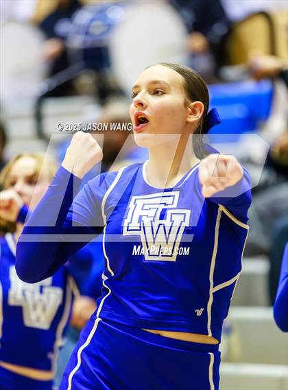 Thumbnail 1 in Shorewood vs. Federal Way (WIAA 3A Opening Round) photogallery.