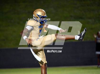Thumbnail 2 in Mainland @ DeLand photogallery.