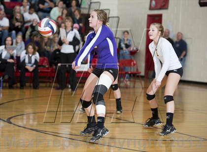 Thumbnail 1 in Clayton vs. Washburn (WIAA D4 Sectional Final) photogallery.