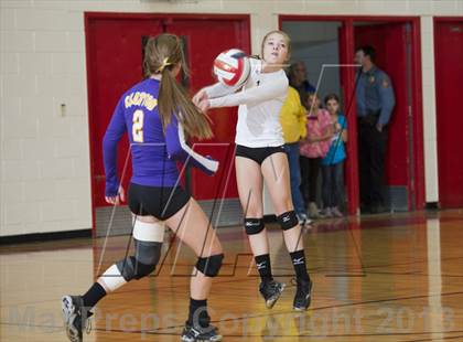 Thumbnail 3 in Clayton vs. Washburn (WIAA D4 Sectional Final) photogallery.