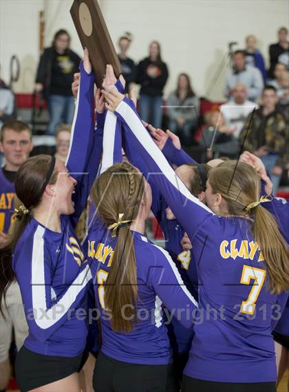 Thumbnail 1 in Clayton vs. Washburn (WIAA D4 Sectional Final) photogallery.