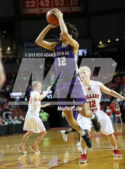 Thumbnail 3 in Millard South vs. Omaha Central (NSAA Class A Quarterfinal)  photogallery.