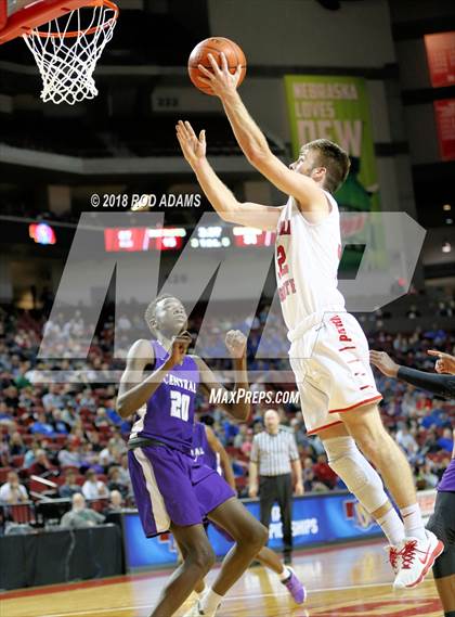 Thumbnail 2 in Millard South vs. Omaha Central (NSAA Class A Quarterfinal)  photogallery.