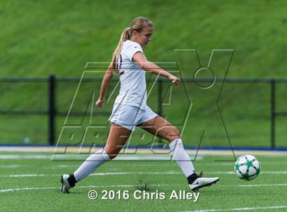 Thumbnail 2 in Dobyns-Bennett vs. George Rogers Clark photogallery.
