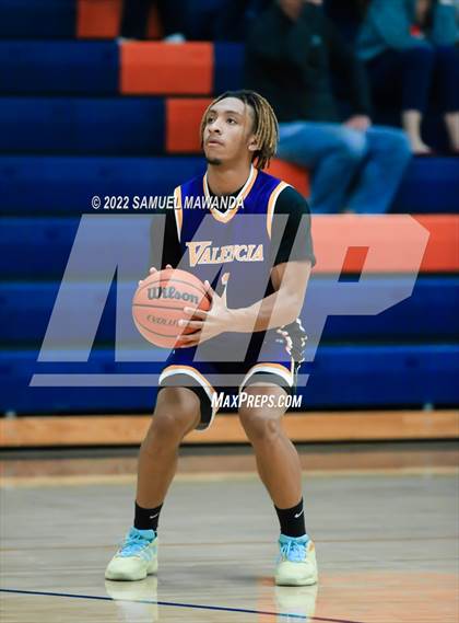 Thumbnail 3 in Agoura vs Valencia (7th Annual West Valley Tip-off Classic) photogallery.