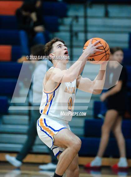 Thumbnail 3 in Agoura vs Valencia (7th Annual West Valley Tip-off Classic) photogallery.