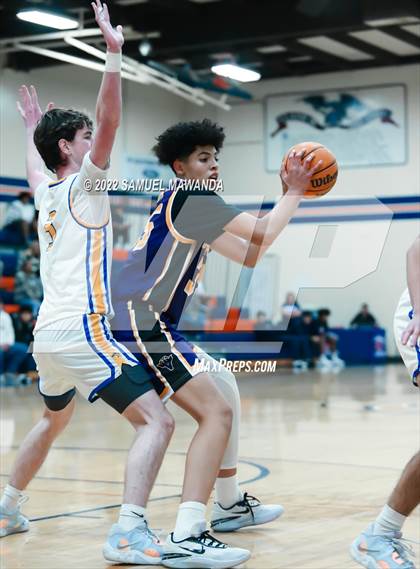Thumbnail 3 in Agoura vs Valencia (7th Annual West Valley Tip-off Classic) photogallery.