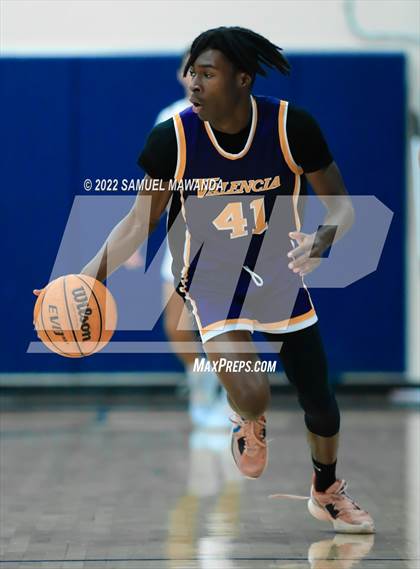 Thumbnail 3 in Agoura vs Valencia (7th Annual West Valley Tip-off Classic) photogallery.