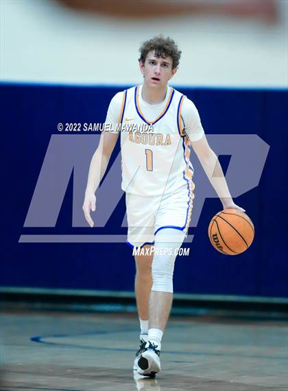 Thumbnail 1 in Agoura vs Valencia (7th Annual West Valley Tip-off Classic) photogallery.
