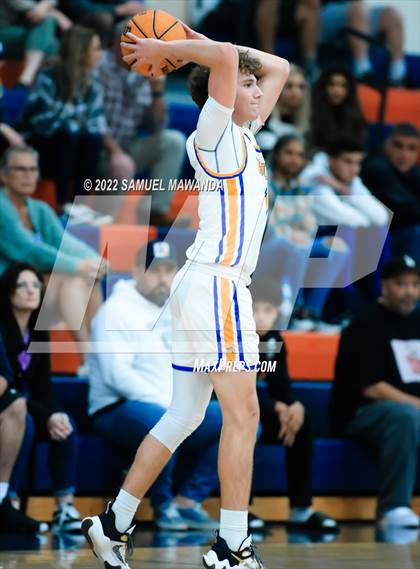 Thumbnail 3 in Agoura vs Valencia (7th Annual West Valley Tip-off Classic) photogallery.