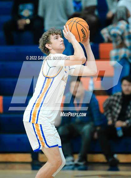 Thumbnail 1 in Agoura vs Valencia (7th Annual West Valley Tip-off Classic) photogallery.