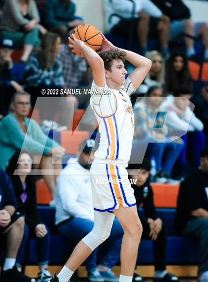 Thumbnail 2 in Agoura vs Valencia (7th Annual West Valley Tip-off Classic) photogallery.
